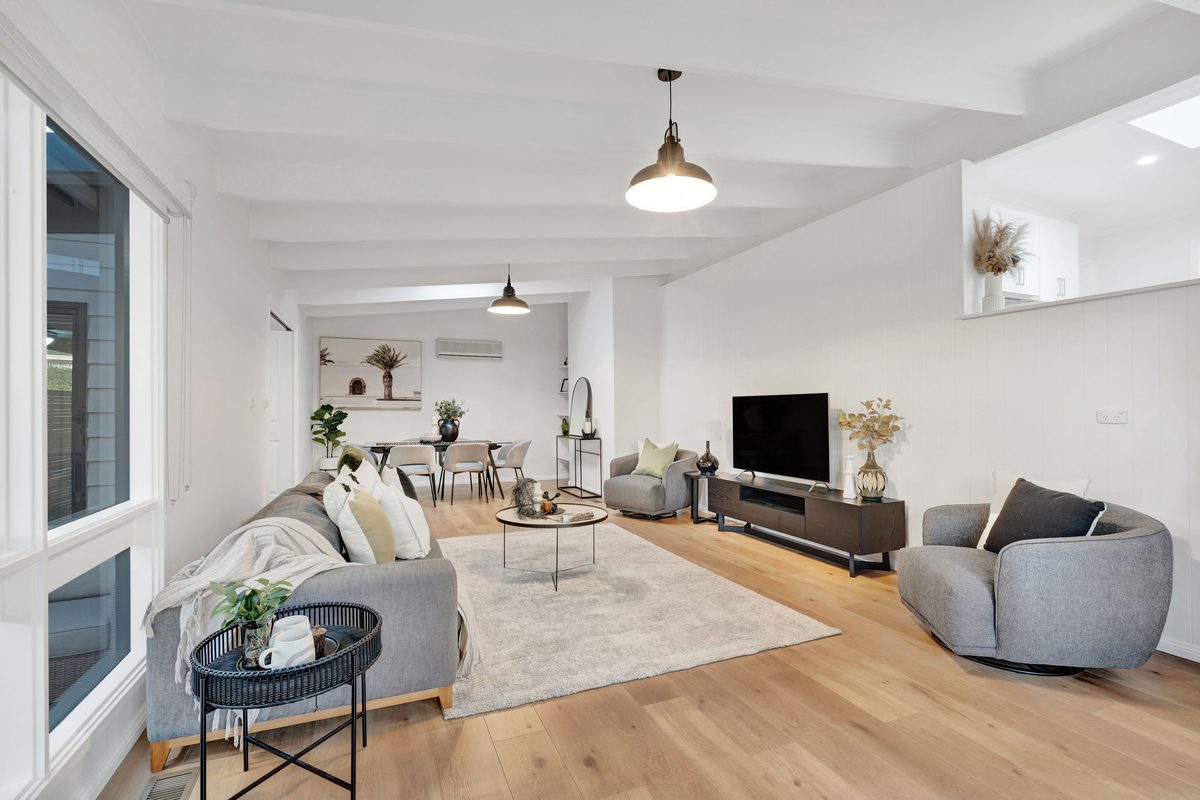 Old Gippsland Road bathroom