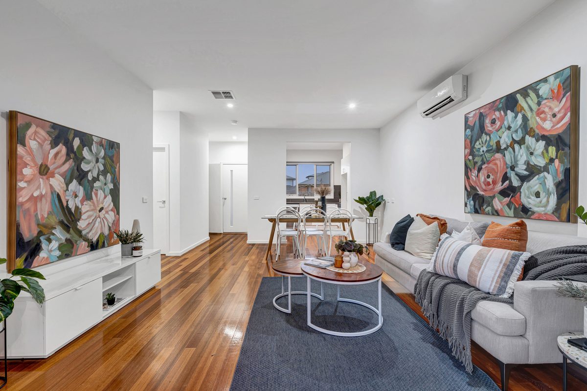 Rourke Street living